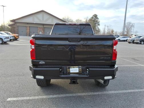 2024 Chevrolet Silverado 2500 ZR2