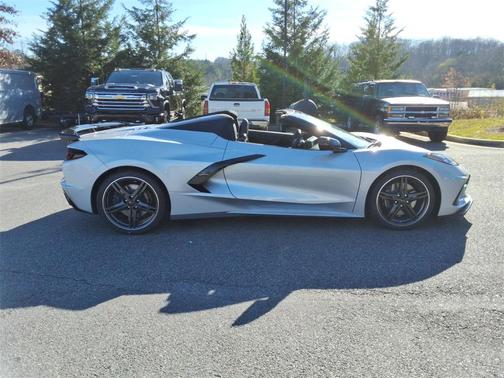 2026 Chevrolet Corvette Stingray w/2LT