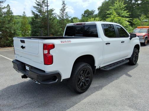 Summit White 2025 Chevrolet Silverado 1500 LT Trail Boss