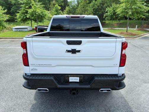 Summit White 2025 Chevrolet Silverado 1500 LT Trail Boss