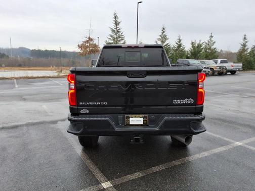 2023 Chevrolet Silverado 3500 High Country