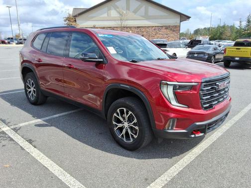 2024 GMC Acadia AT4
