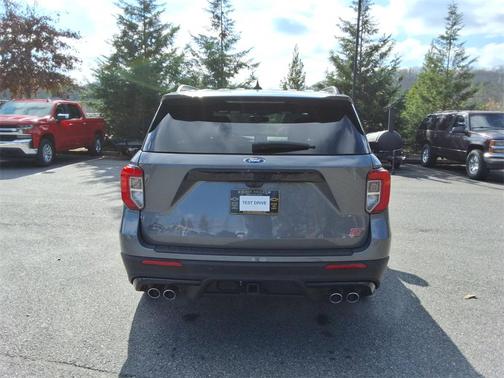 2024 Ford Explorer ST