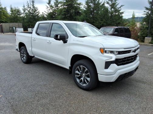 Summit White 2026 Chevrolet Silverado 1500 RST