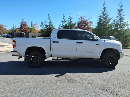 2014 Toyota Tundra SR5