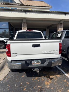 2014 Toyota Tundra SR5