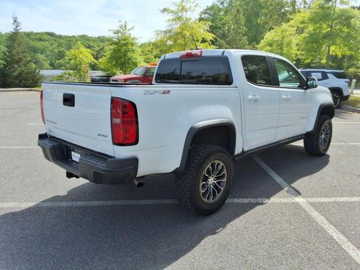 Summit White 2021 Chevrolet Colorado ZR2