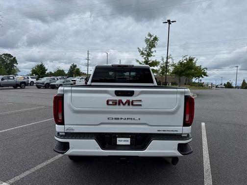 2022 GMC Sierra 2500 Denali