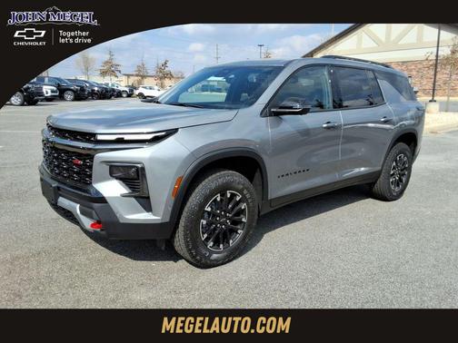 Sterling Gray Metallic 2026 Chevrolet Traverse Z71