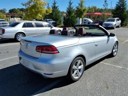 2012 Volkswagen Eos Lux