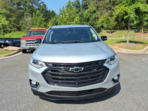 2020 Chevrolet Traverse LT