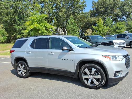 2020 Chevrolet Traverse LT