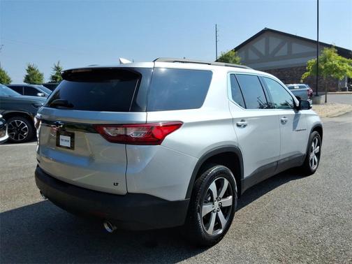 2020 Chevrolet Traverse LT