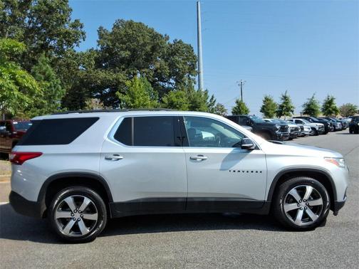 2020 Chevrolet Traverse LT