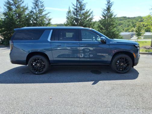 Lakeshore Blue Metallic 2026 Chevrolet Suburban High Country, 4WD