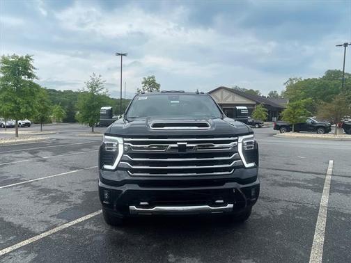 2025 Chevrolet Silverado 3500 High Country