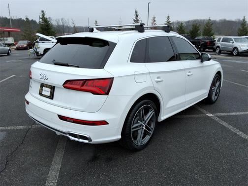 2019 Audi SQ5 3.0T Premium Plus