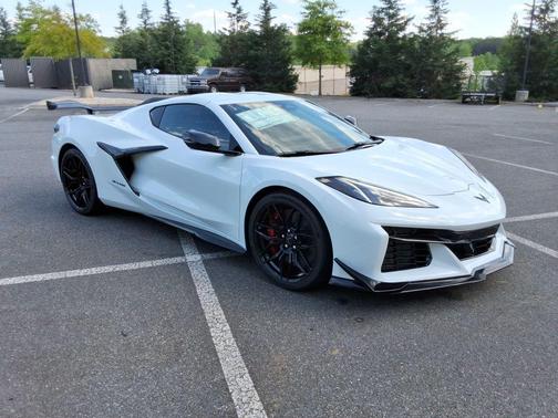 Arctic White 2026 Chevrolet Corvette Z06