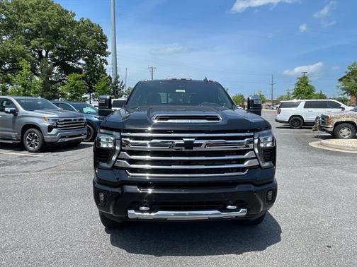 2025 Chevrolet Silverado 3500 High Country