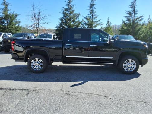 Black 2026 Chevrolet Silverado 3500 High Country