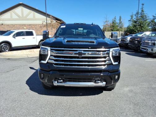Black 2026 Chevrolet Silverado 3500 High Country