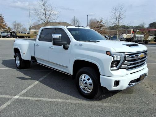 2024 Chevrolet Silverado 3500 High Country
