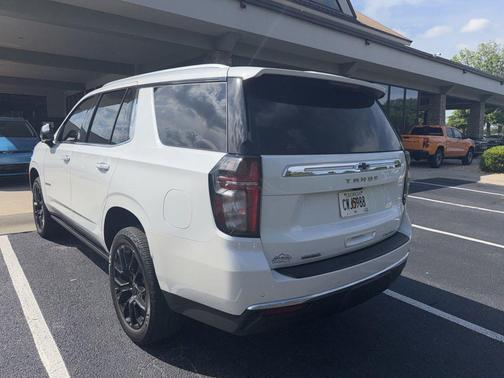 Iridescent Pearl Tricoat 2024 Chevrolet Tahoe Premier