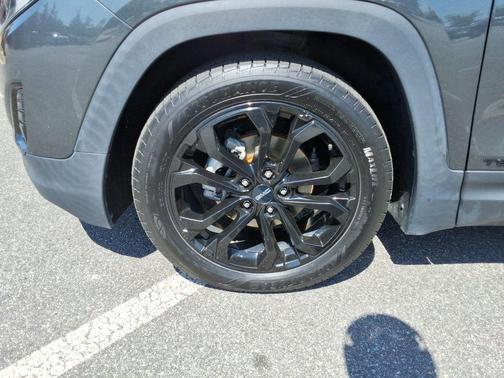 Graphite Gray Metallic 2020 GMC Terrain SLT