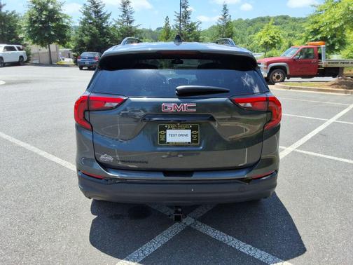 Graphite Gray Metallic 2020 GMC Terrain SLT