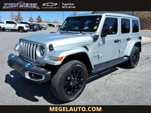 Silver Zynith Clearcoat 2023 Jeep Wrangler Sahara 4xe