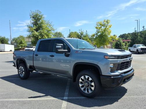 2026 Chevrolet Silverado 2500 Custom