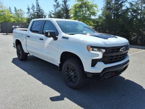 Summit White 2026 Chevrolet Silverado 1500 LT Trail Boss