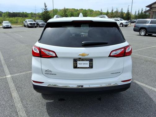 Summit White 2019 Chevrolet Equinox Premier
