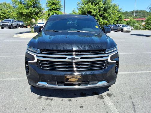 Black 2023 Chevrolet Suburban LT