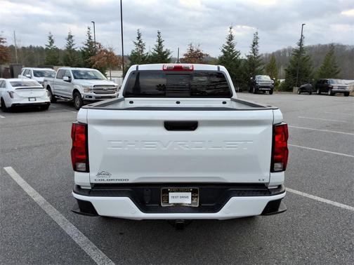 2023 Chevrolet Colorado LT