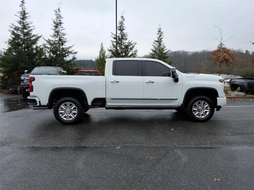 2025 Chevrolet Silverado 2500 High Country