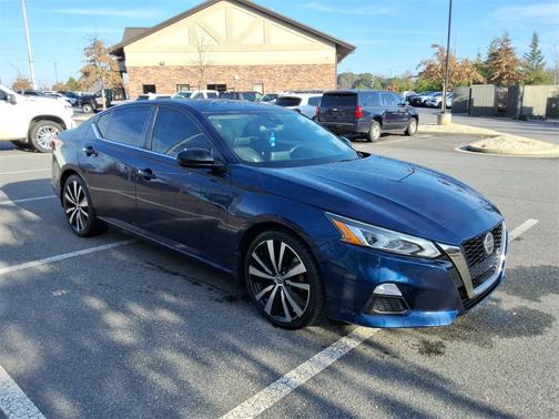 2020 Nissan Altima 2.5 SR