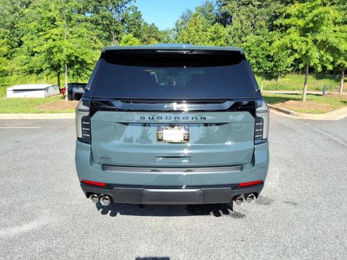 Cypress Gray 2026 Chevrolet Suburban Z71, 4WD