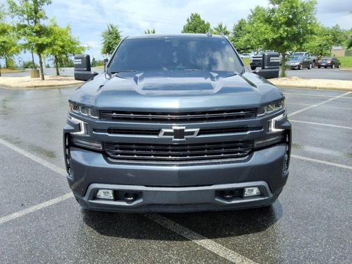 Shadow Gray Metallic 2021 Chevrolet Silverado 1500 RST