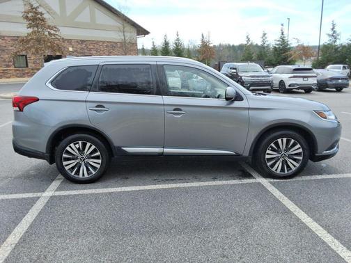 2019 Mitsubishi Outlander SEL