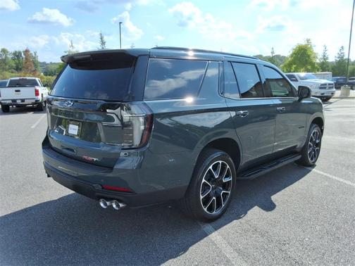 2025 Chevrolet Tahoe RST