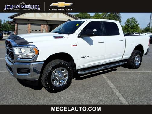 Bright White Clearcoat 2020 RAM 2500 Big Horn Crew Cab 4x4 6'4' Box