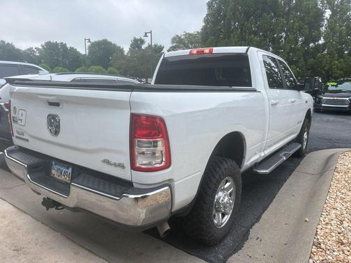 Bright White Clearcoat 2020 RAM 2500 Big Horn Crew Cab 4x4 6'4' Box
