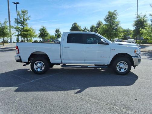 Bright White Clearcoat 2020 RAM 2500 Big Horn Crew Cab 4x4 6'4' Box