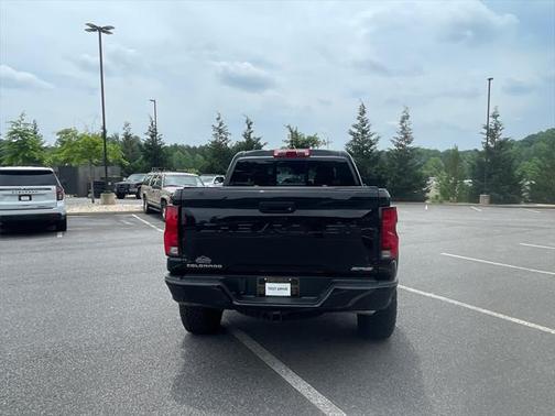 2024 Chevrolet Colorado ZR2