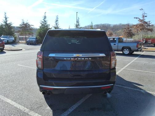 2021 Chevrolet Suburban High Country