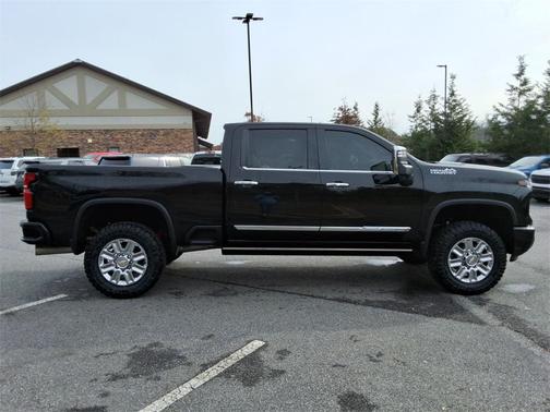 2024 Chevrolet Silverado 3500 High Country