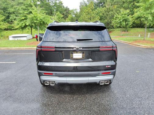 Mosaic Black Metallic 2026 Chevrolet Traverse AWD Z71
