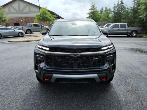 Mosaic Black Metallic 2026 Chevrolet Traverse AWD Z71