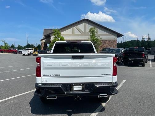 2025 Chevrolet Silverado 1500 Custom Trail Boss